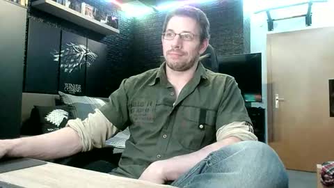 Snapshot of dreamwallker chatting on 10/08/25, 07:33 Ioannes Paulus the 2nd online show from 10/08/25, 07:33