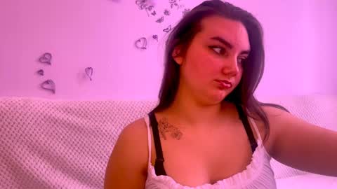 Mila online show from 03/12/25, 07:35