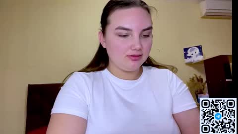 Mila online show from 03/18/26, 03:26