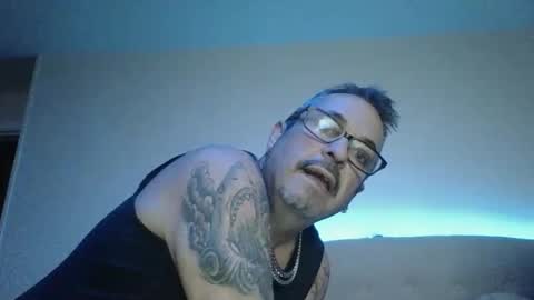 Snapshot of dreamycouple01 chatting on 04/11/26, 04:06 DreamyCouple01 online show from 04/11/26, 04:06