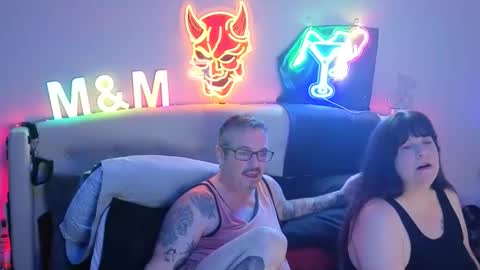 DreamyCouple01 online show from 05/21/26, 04:41