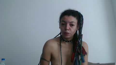 DreamyLatina online show from 11/11/25, 02:17