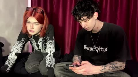 Snapshot of dreamypair chatting on 04/08/26, 08:36 Elena and Nikolai online show from 04/08/26, 08:36
