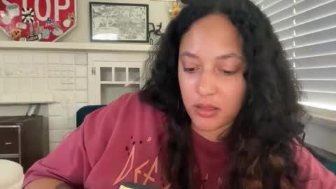 RIRI OR DREAMY online show from 02/18/26, 12:17