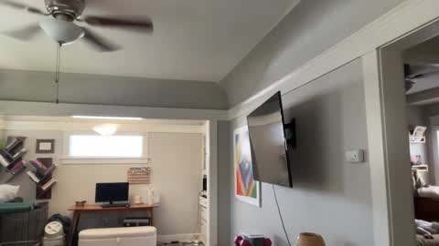 RIRI OR DREAMY online show from 04/19/26, 07:38