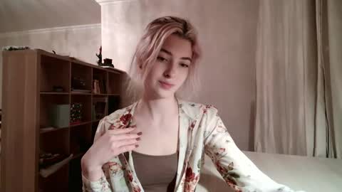 Dia online show from 02/09/26, 03:27