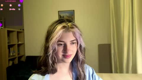 Dia online show from 04/26/26, 04:59