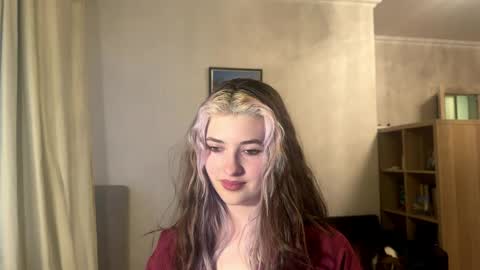 Snapshot of dremazwahlen chatting on 04/30/26, 04:02 Dia online show from 04/30/26, 04:02
