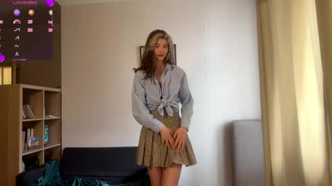 Snapshot of dremazwahlen chatting on 05/26/26, 01:07 Dia online show from 05/26/26, 01:07