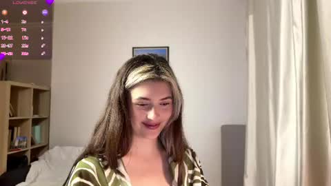 Snapshot of dremazwahlen chatting on 06/10/26, 05:23 Dia online show from 06/10/26, 05:23