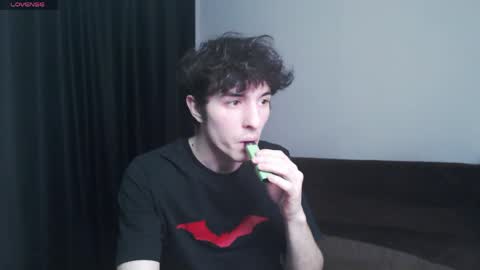 Air online show from 04/12/26, 07:08