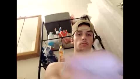 Snapshot of drewthejew616 chatting on 10/07/25, 09:06 drewthejew616 online show from 10/07/25, 09:06