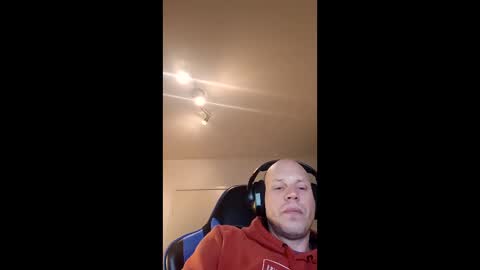 Snapshot of drijn3 chatting on 03/17/26, 06:44 drijn3 online show from 03/17/26, 06:44