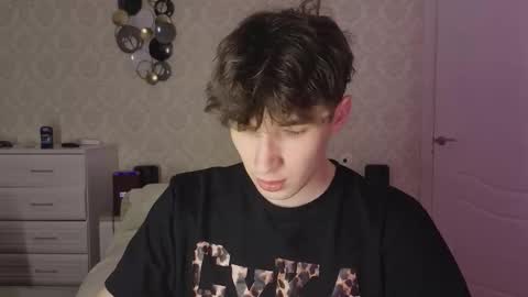 Mark online show from 03/11/26, 09:54