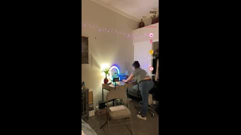 Drippy kitty  online show from 02/17/26, 09:06