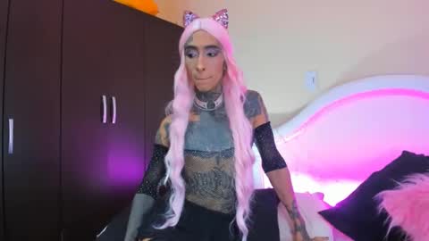 drippyorlove online show from 02/08/25, 10:40