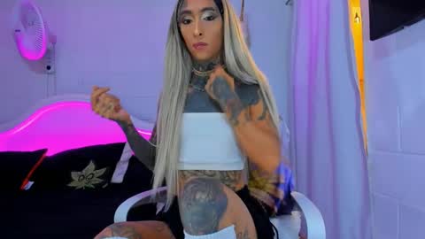 drippyorlove online show from 09/10/25, 09:04