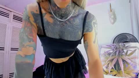 drippyorlove online show from 11/29/25, 07:28