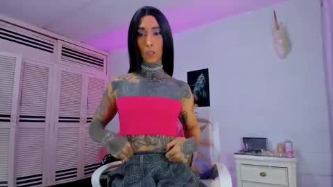 drippyorlove online show from 12/16/25, 07:41