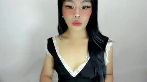 miss. Erika online show from 10/11/25, 09:08