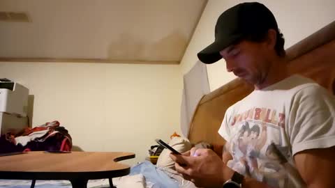 Inexperienced catfish online show from 01/26/25, 04:09