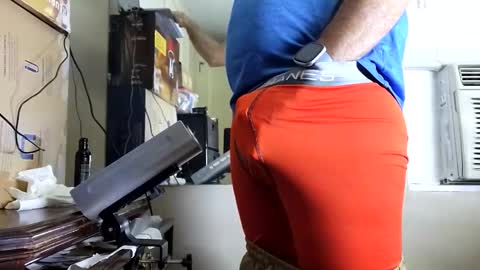 Hello Hope you enjoy what you see. I love attention in dirty talk and tips thickcock  edging precum dirtyTalk C2C online show from 06/08/26, 12:25