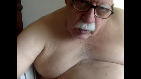 Snapshot of drnick069 chatting on 05/01/26, 04:11 drnick069 online show from 05/01/26, 04:11
