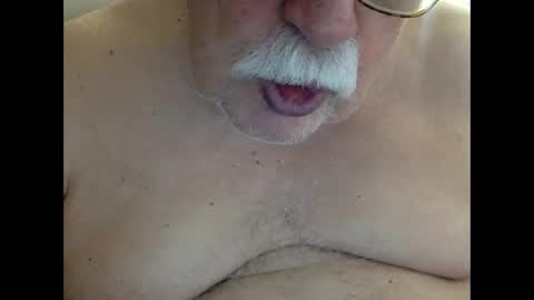 Snapshot of drnick069 chatting on 05/16/26, 04:06 drnick069 online show from 05/16/26, 04:06