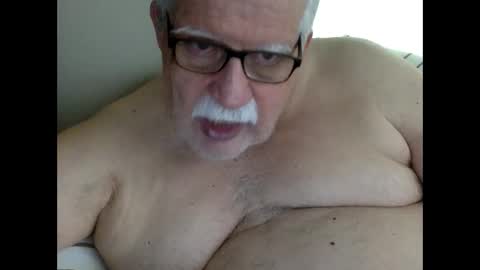 Snapshot of drnick069 chatting on 05/27/26, 02:25 drnick069 online show from 05/27/26, 02:25