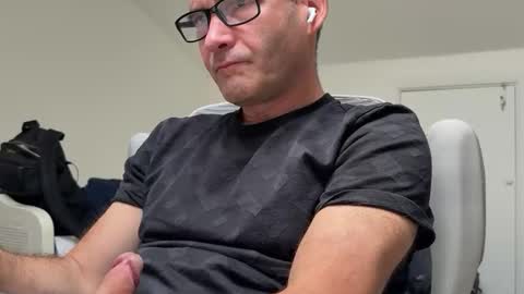Snapshot of drnickarman chatting on 10/17/25, 11:02 Nick online show from 10/17/25, 11:02