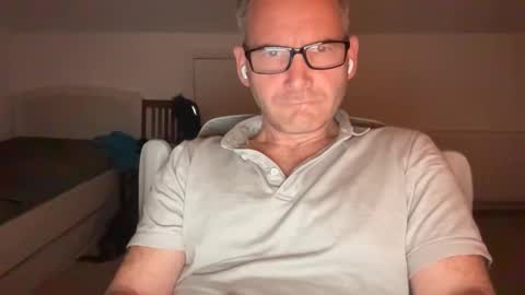 Snapshot of drnickarman chatting on 11/20/25, 12:00 Nick online show from 11/20/25, 12:00