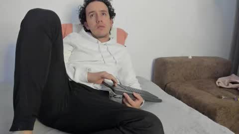 CamiSanti online show from 09/30/25, 02:38