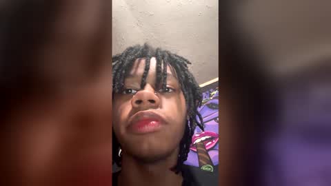 Snapshot of droddick chatting on 03/16/26, 01:11 droddick online show from 03/16/26, 01:11