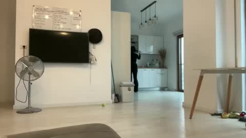 Dr. Resa online show from 10/17/25, 06:16