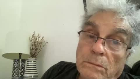 Snapshot of drtony4u222 chatting on 01/05/25, 06:13 DrTony4u222100 online show from 01/05/25, 06:13