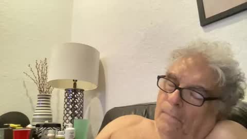 Snapshot of drtony4u222 chatting on 02/13/25, 05:26 DrTony4u222100 online show from 02/13/25, 05:26