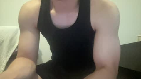 Snapshot of drveucrzy chatting on 06/12/26, 11:14 driveucrzy online show from 06/12/26, 11:14