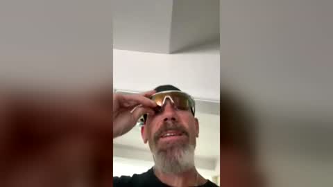 Snapshot of dryjerkoff chatting on 07/18/26, 05:50 dryjerkoff online show from 07/18/26, 05:50