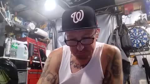 Snapshot of dsmock chatting on 09/19/25, 12:17 dsmock online show from 09/19/25, 12:17