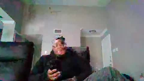 SmoovFanz online show from 12/15/25, 06:45