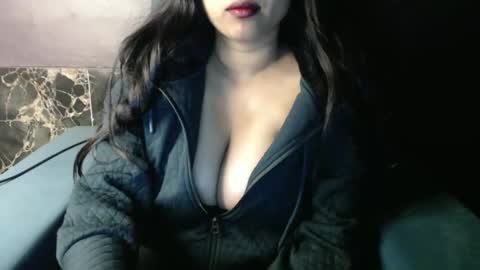 Dua online show from 02/18/26, 06:48