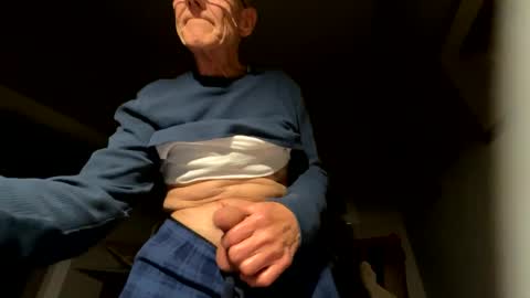 Snapshot of dubl55nikl chatting on 12/14/24, 08:02 DublNikl online show from 12/14/24, 08:02