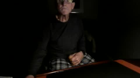 Snapshot of dubl55nikl chatting on 01/19/25, 08:07 DublNikl online show from 01/19/25, 08:07