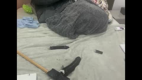 Snapshot of dudebrocuz69 chatting on 02/14/26, 03:25 Dude online show from 02/14/26, 03:25