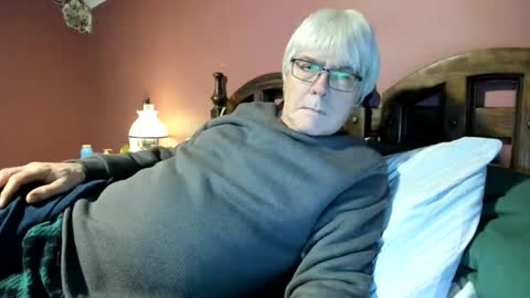 Doug online show from 12/04/25, 02:37