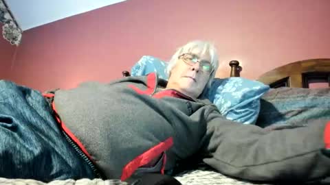 Doug online show from 04/05/26, 06:16