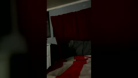 Snapshot of dugawuga chatting on 02/01/26, 10:25 dugawuga online show from 02/01/26, 10:25