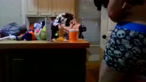 Snapshot of duke_lordly chatting on 11/17/25, 12:44 duke_lordly online show from 11/17/25, 12:44