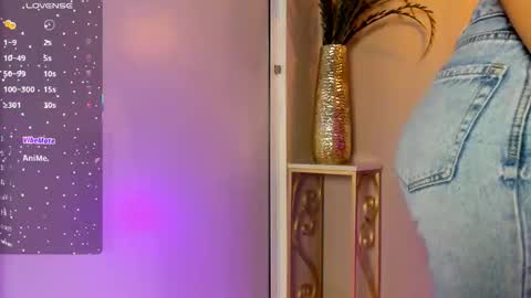 dulce__fiore07 online show from 11/08/25, 12:38