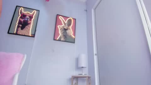 dulce__fiore07 online show from 02/20/26, 12:05